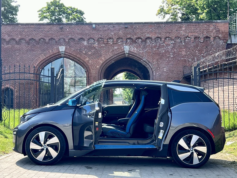 BMW i3 5