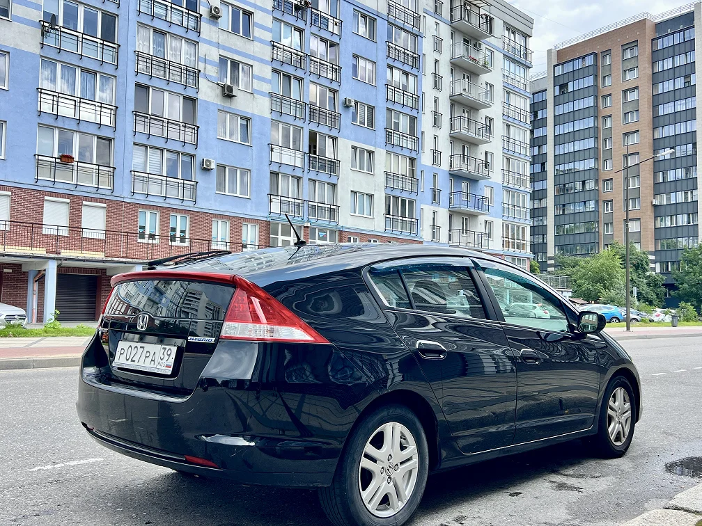 Honda Insight 4