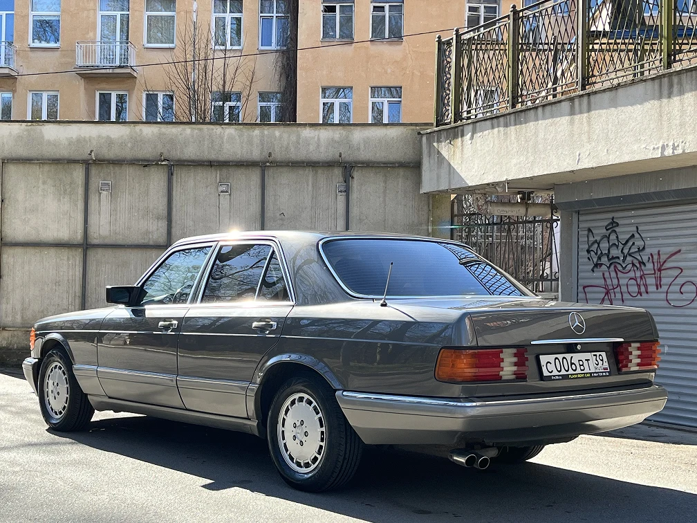 Mercedes W126 S-Class 5