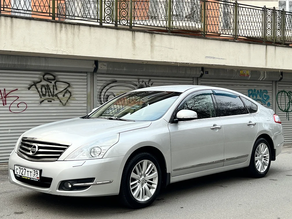 Nissan Teana